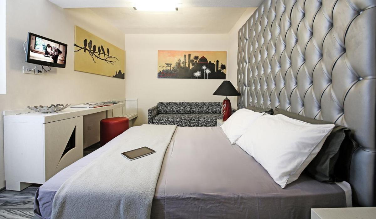 Happy Hotel Atelier Gardone Riviera Centro & Beach Esterno foto
