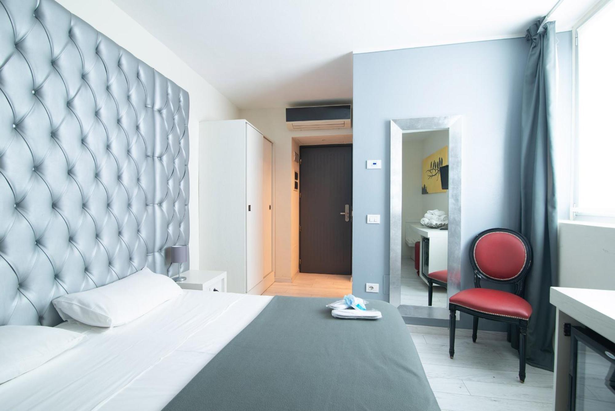 Happy Hotel Atelier Gardone Riviera Centro & Beach Esterno foto
